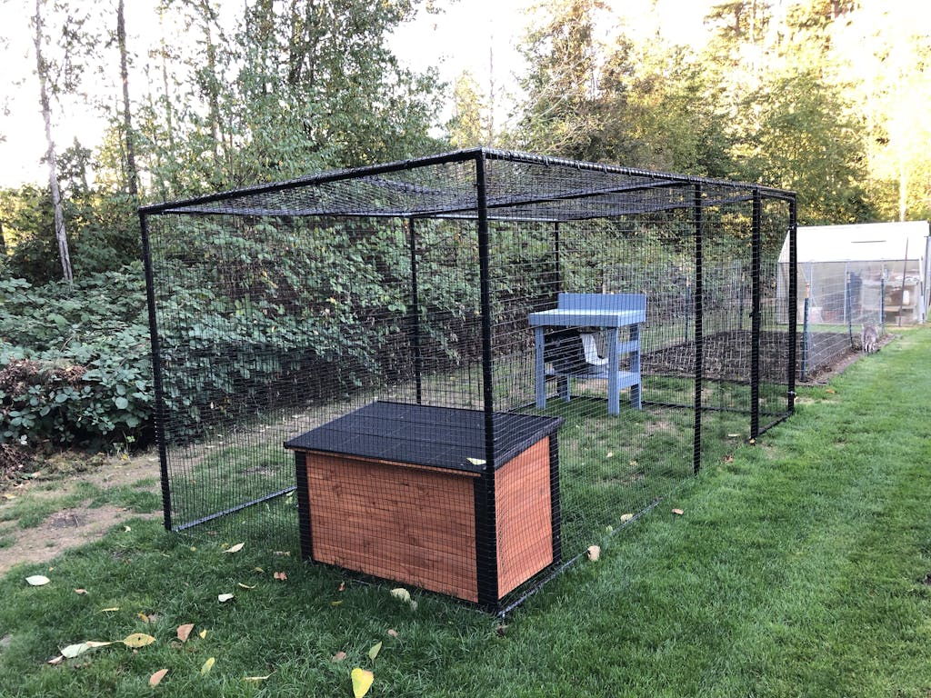 Outdoor Cat Pen Purrfect Fence